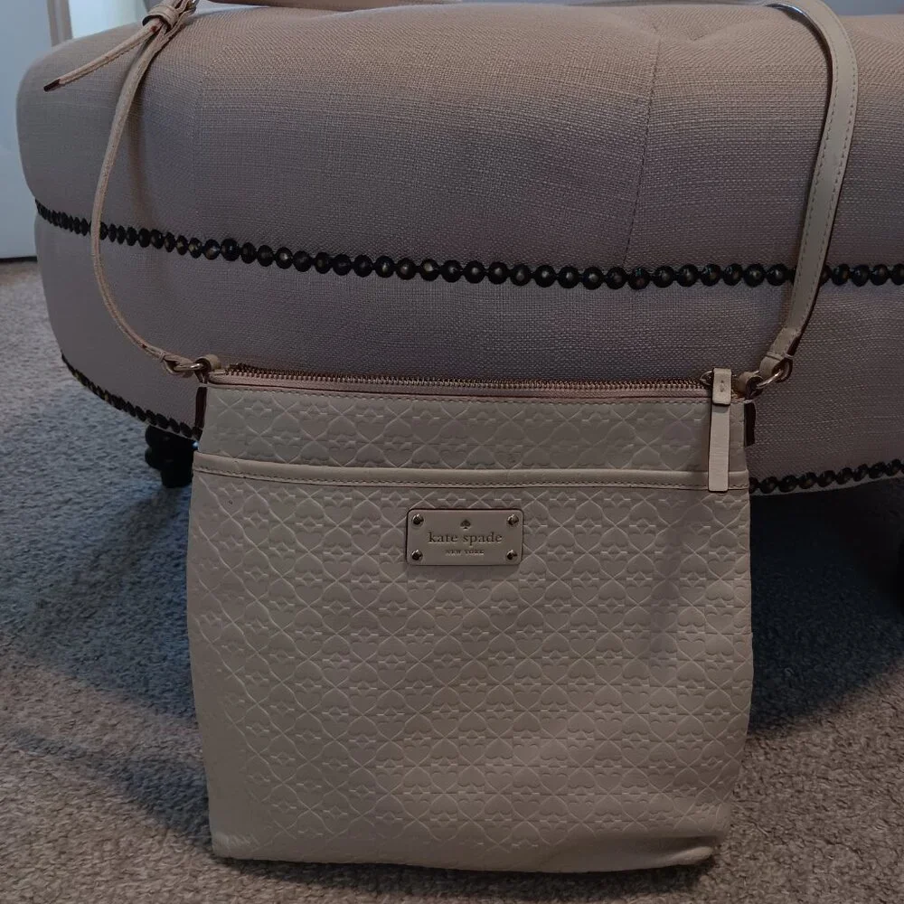 Kate Spade Purse ♠️ - Picture 2 of 9